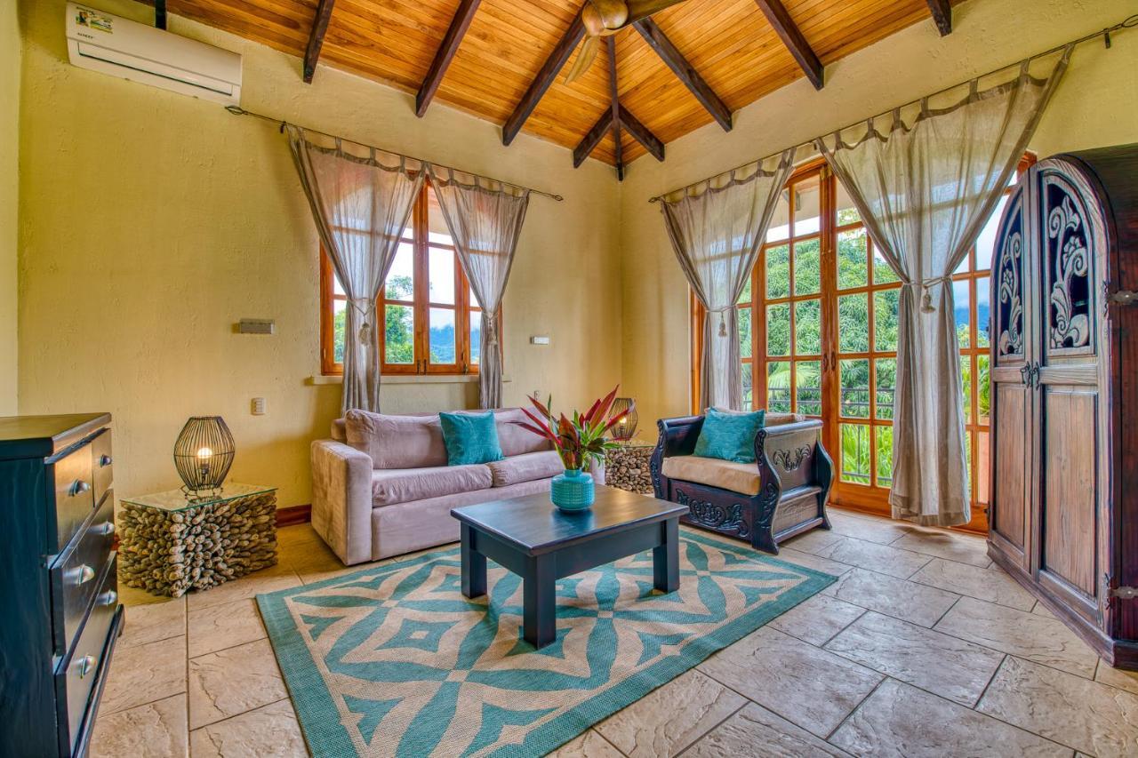 El Castillo Luxury Boutique Hotel- (Adults Only) Ojochal Exteriör bild