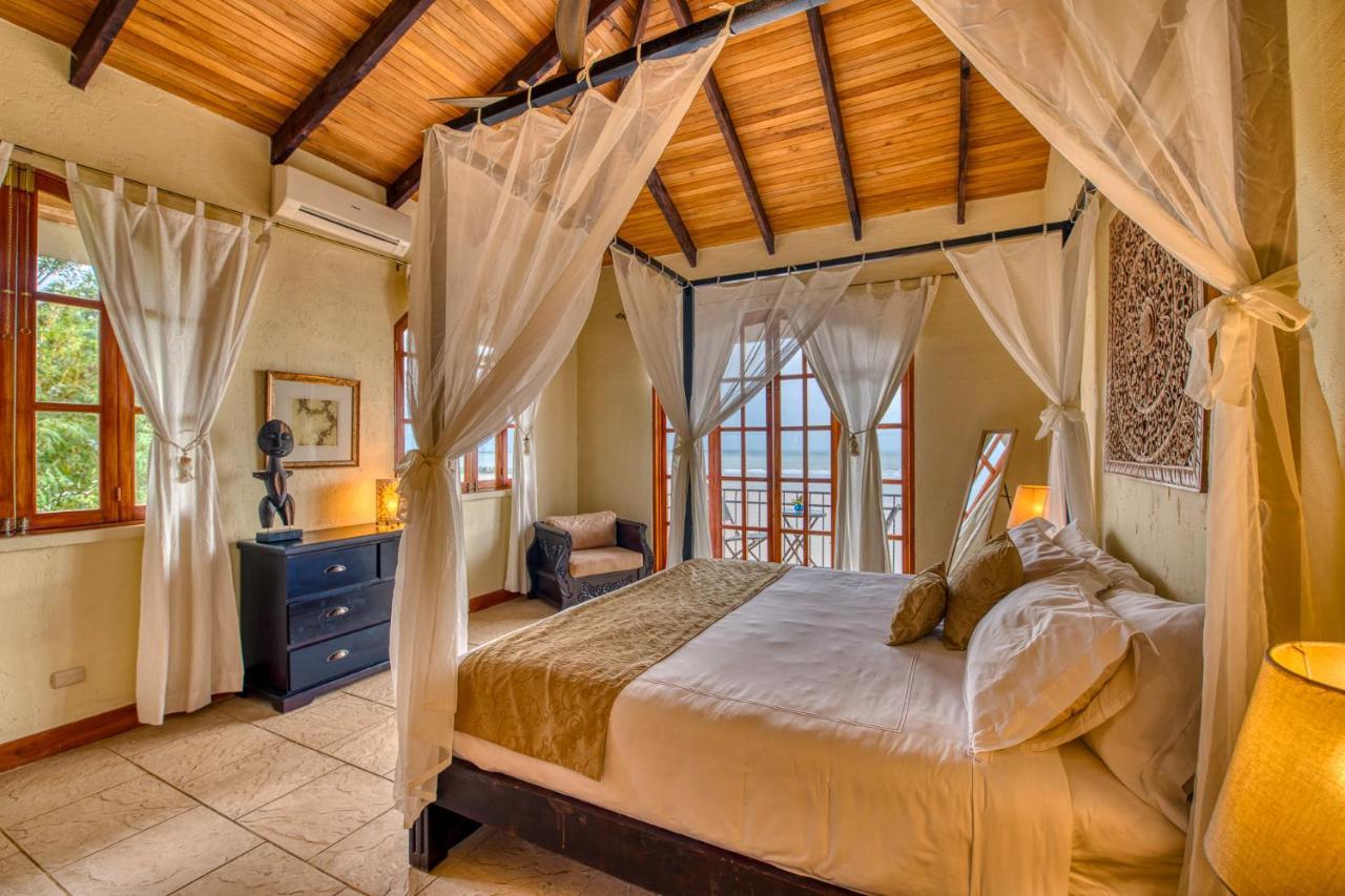 El Castillo Luxury Boutique Hotel- (Adults Only) Ojochal Exteriör bild